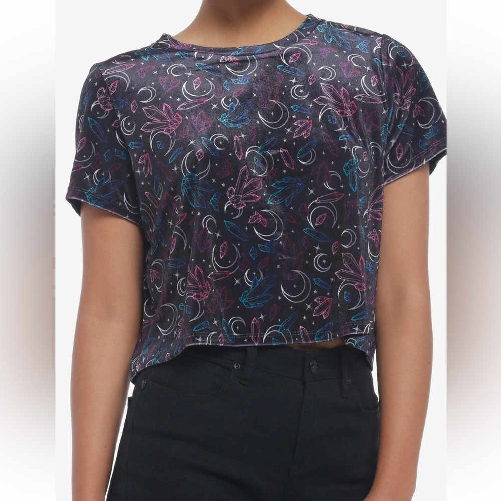 NWT Hot Topic Cosmic Aura Crop Top Velvet Small/Medium